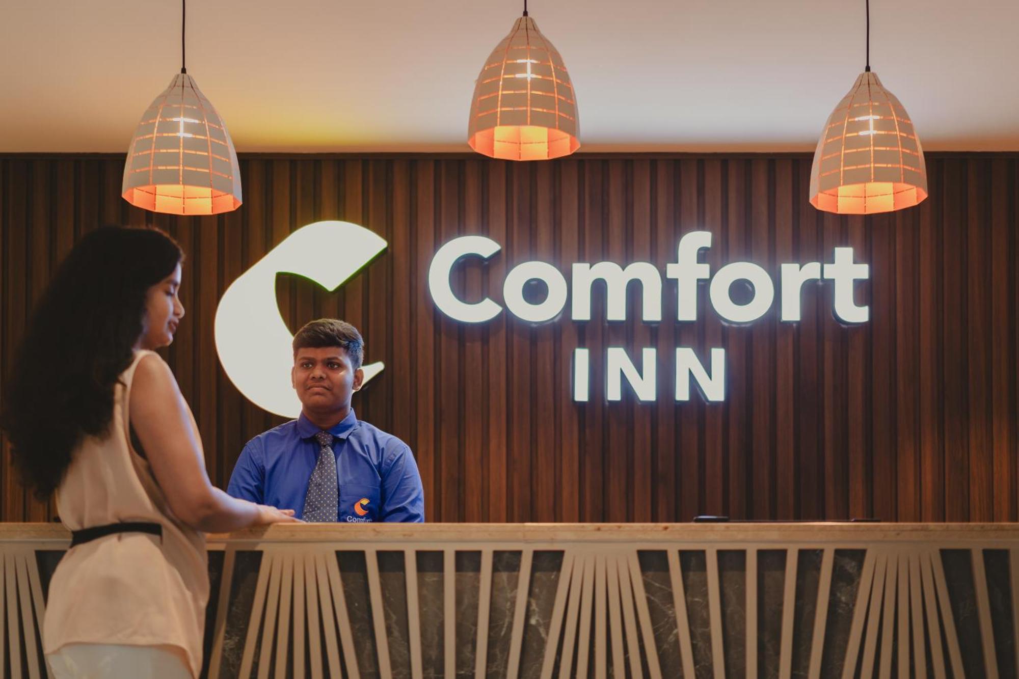 Comfort Inn Elite Jua 외부 사진